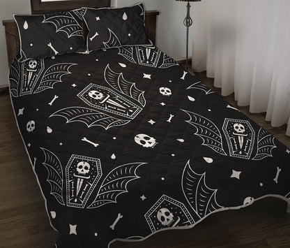 Vampire Coffin Pattern Print Quilt Bed Set
