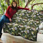 Vanilla Flower And Coconut Pattern Print Quilt