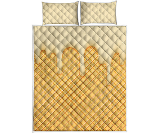 Vanilla Ice Cream Melted Print Quilt Bed Set