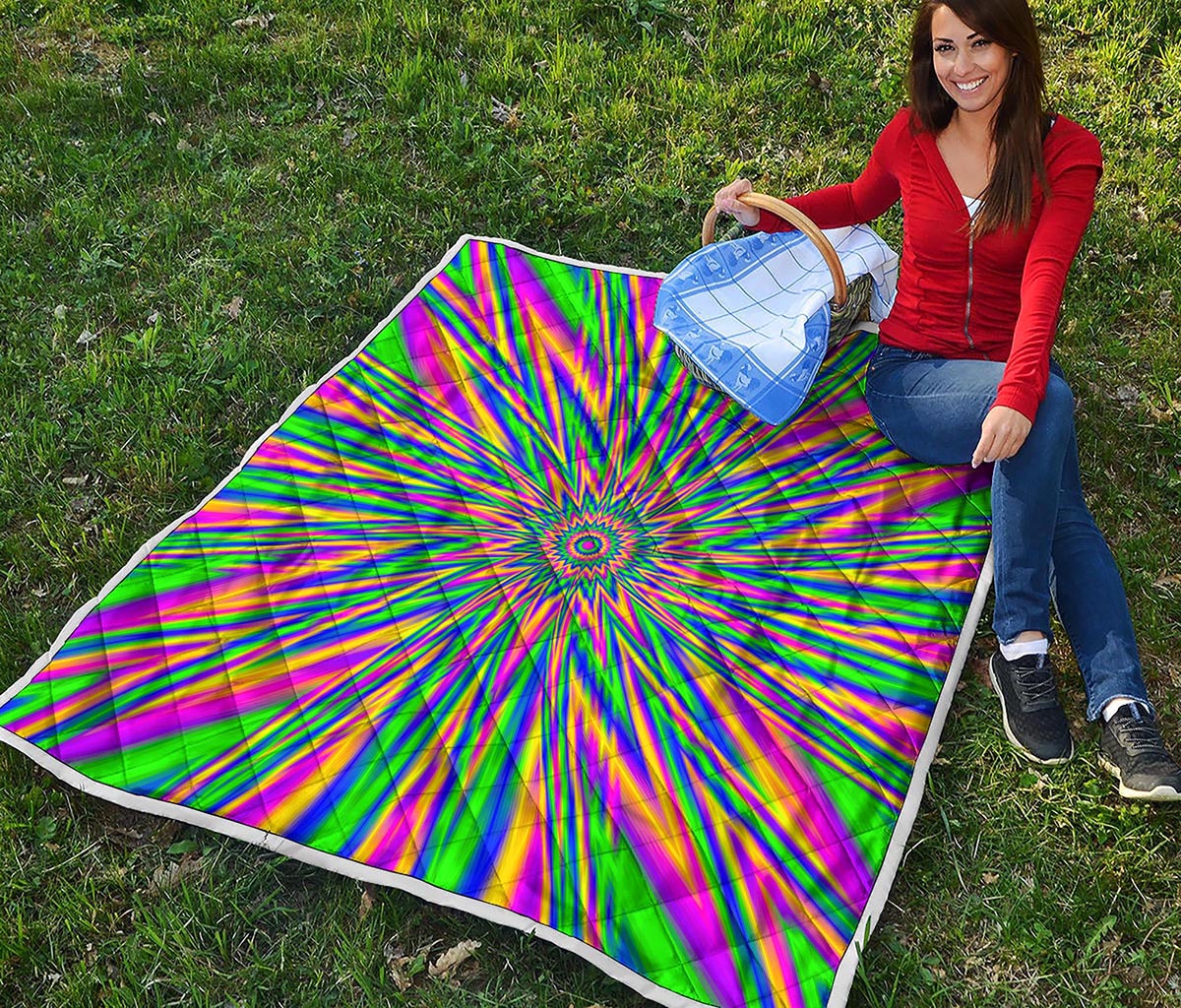 Vibrant Psychedelic Optical Illusion Quilt