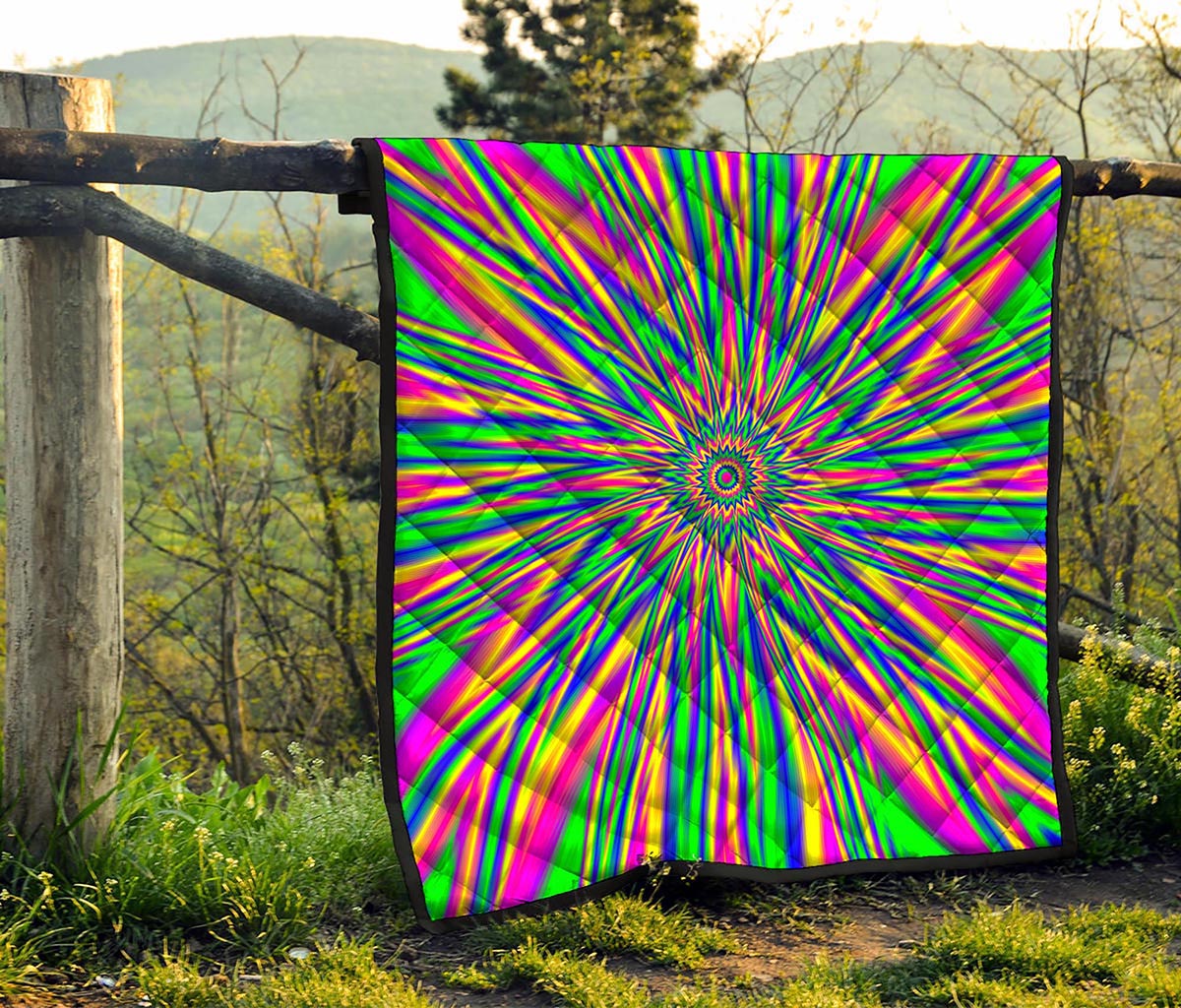 Vibrant Psychedelic Optical Illusion Quilt