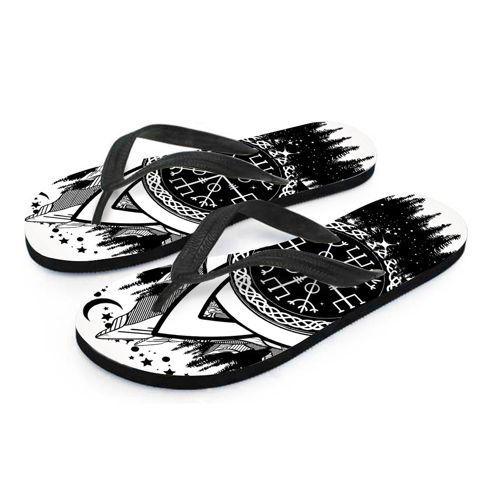 Viking Celtic Trinity Knot Print Flip Flops