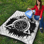 Viking Celtic Trinity Knot Print Quilt