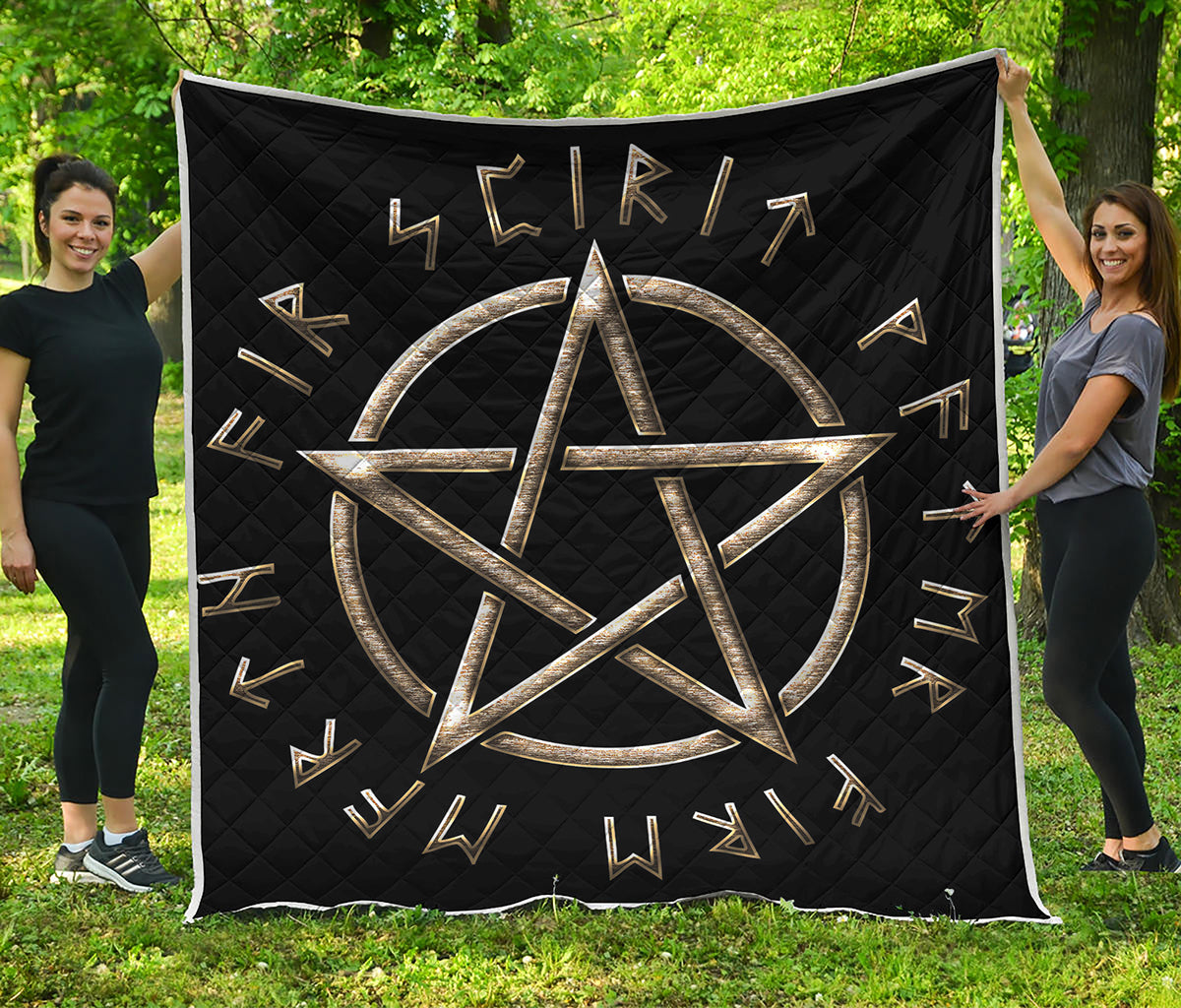 Viking Nordic Runes Pentagram Print Quilt