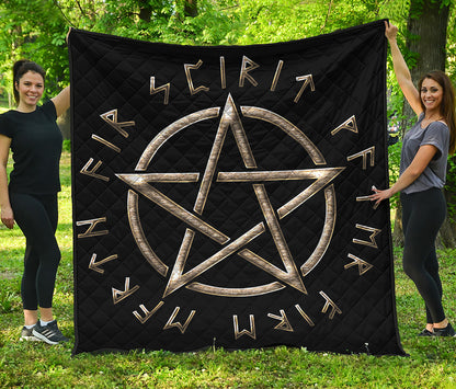 Viking Nordic Runes Pentagram Print Quilt