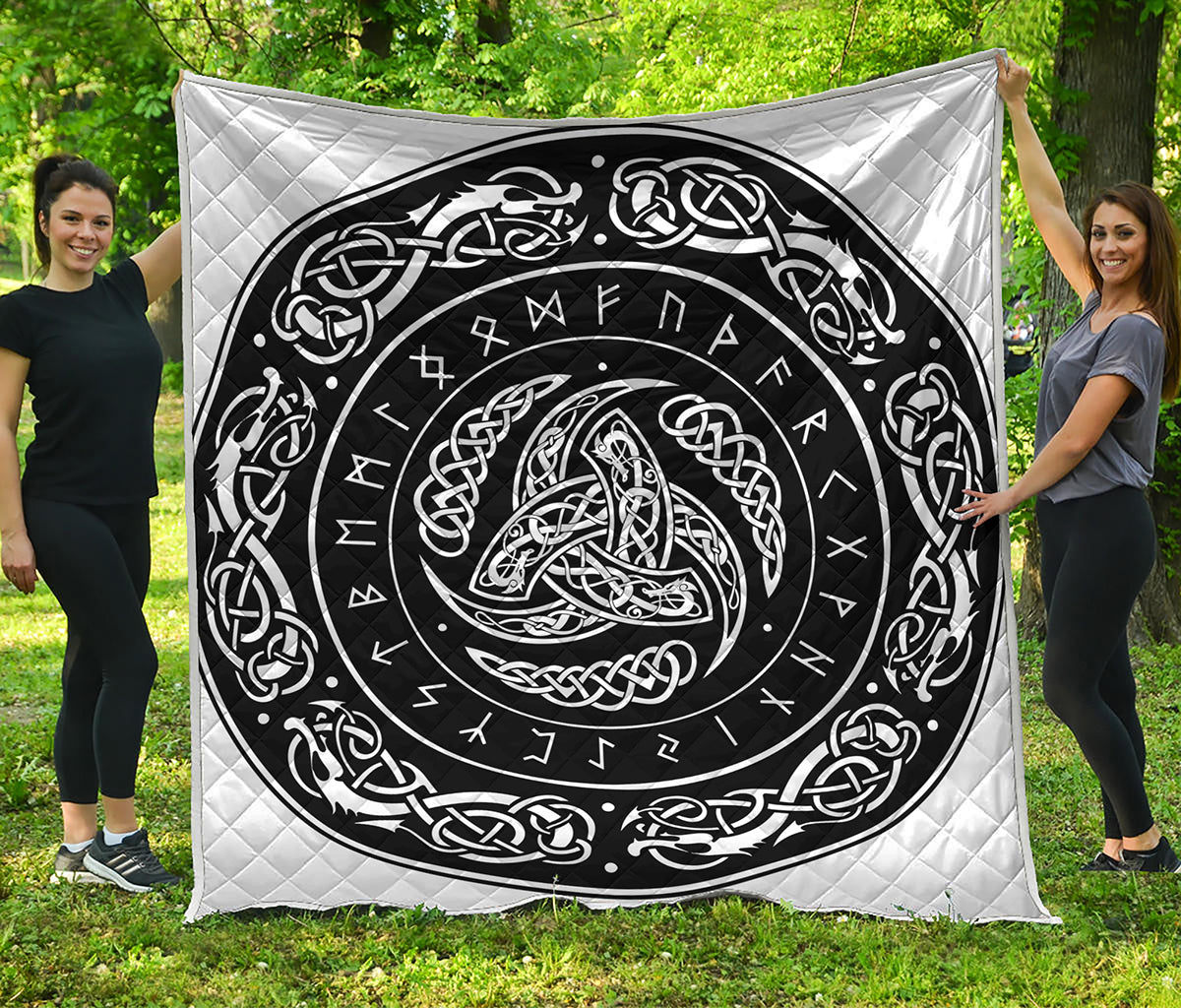 Viking Triple Horn Of Odin Print Quilt