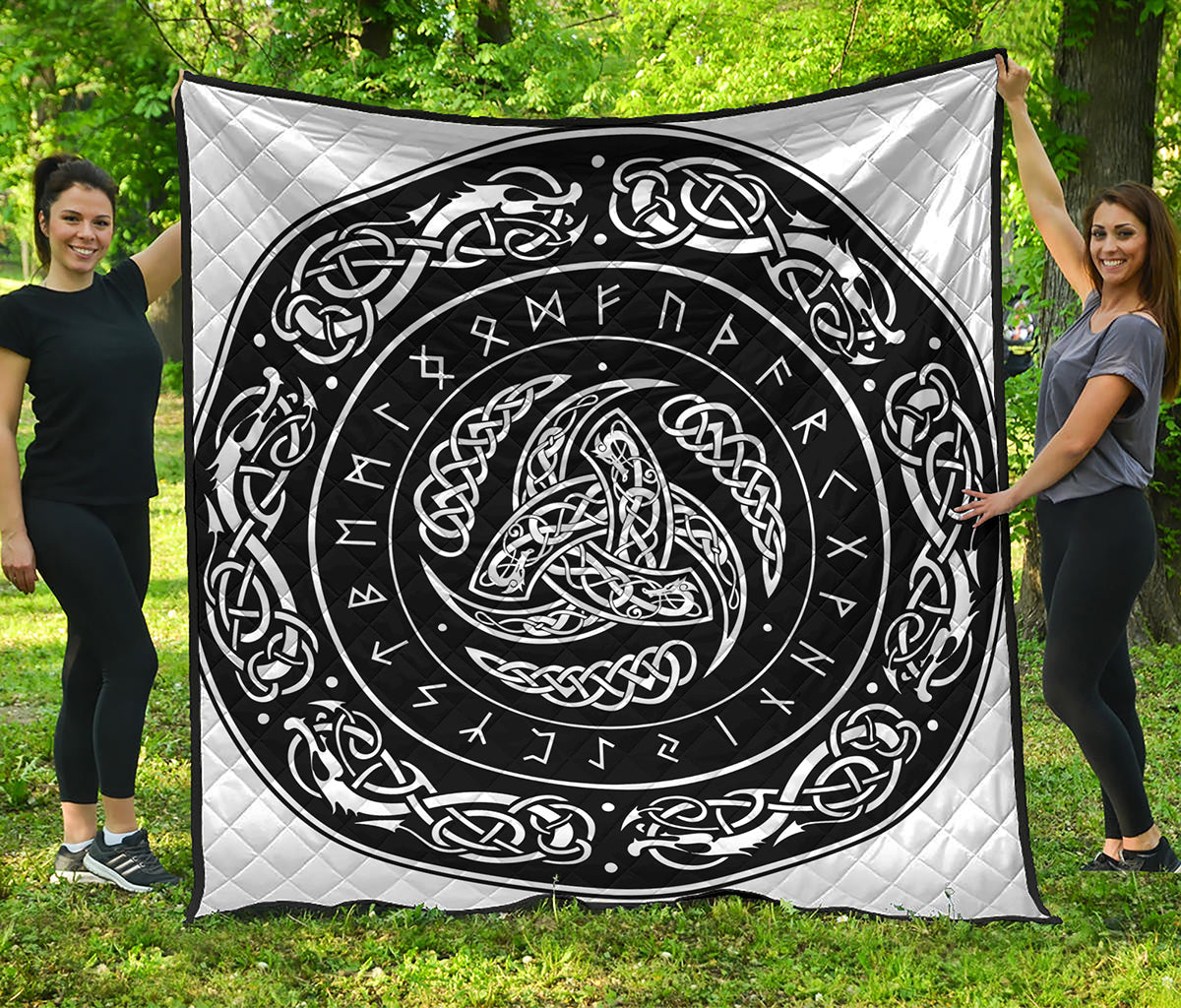 Viking Triple Horn Of Odin Print Quilt