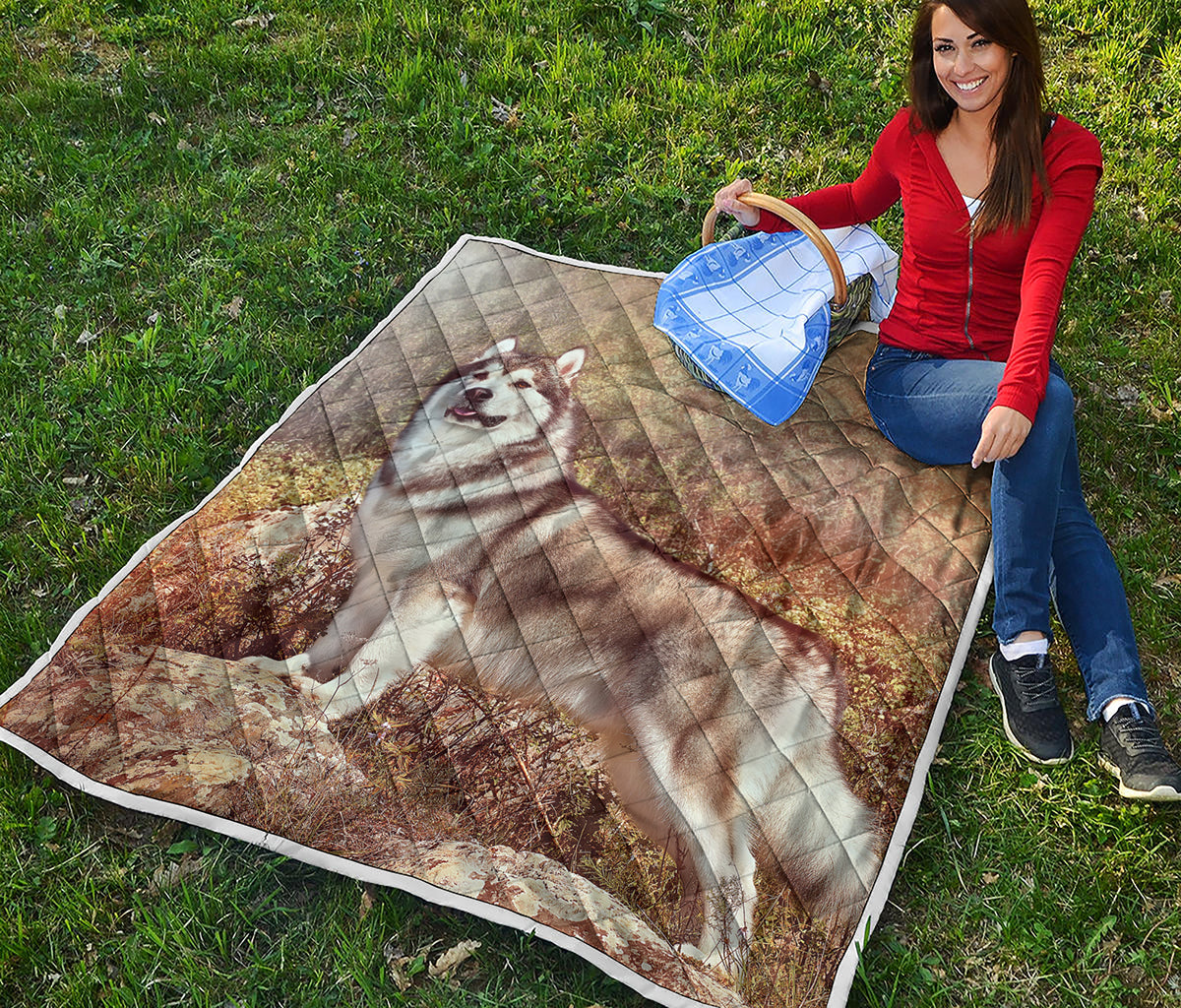 Vintage Alaskan Malamute Print Quilt