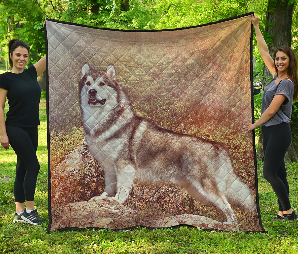Vintage Alaskan Malamute Print Quilt