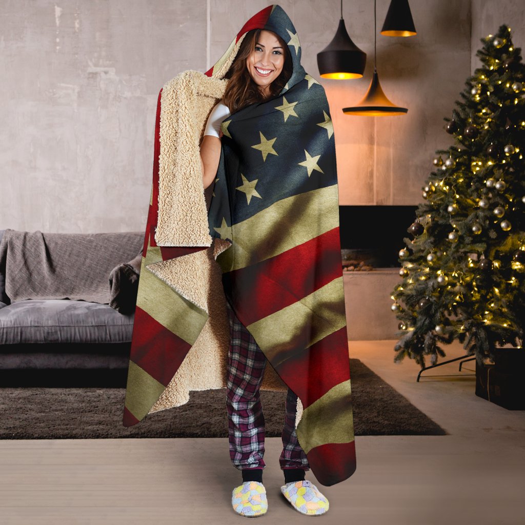 Vintage American Flag Patriotic Hooded Blanket GearFrost