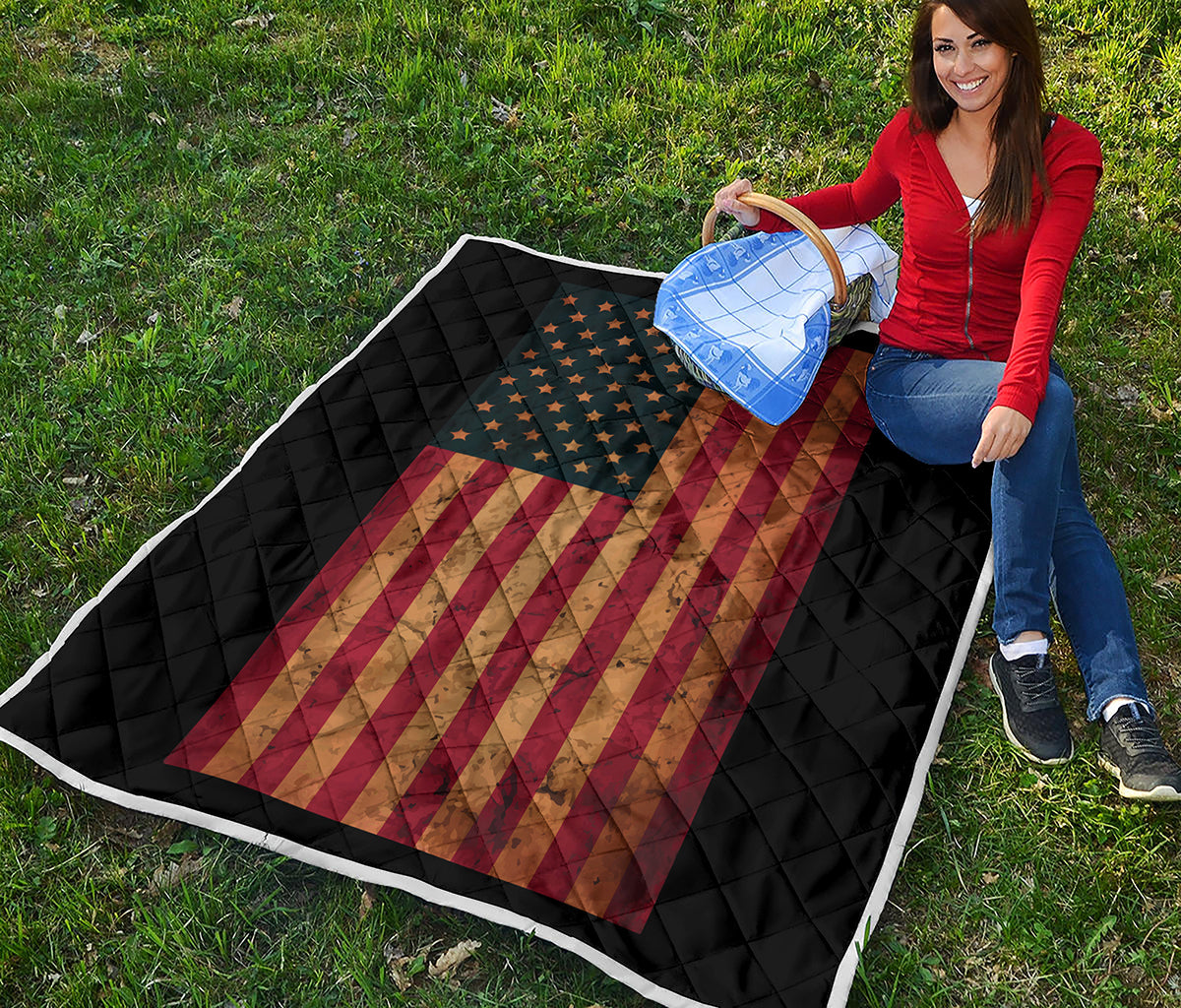 Vintage American Flag Print Quilt