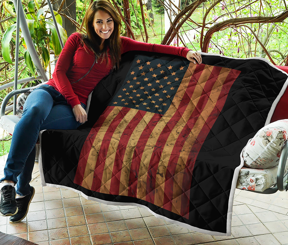 Vintage American Flag Print Quilt