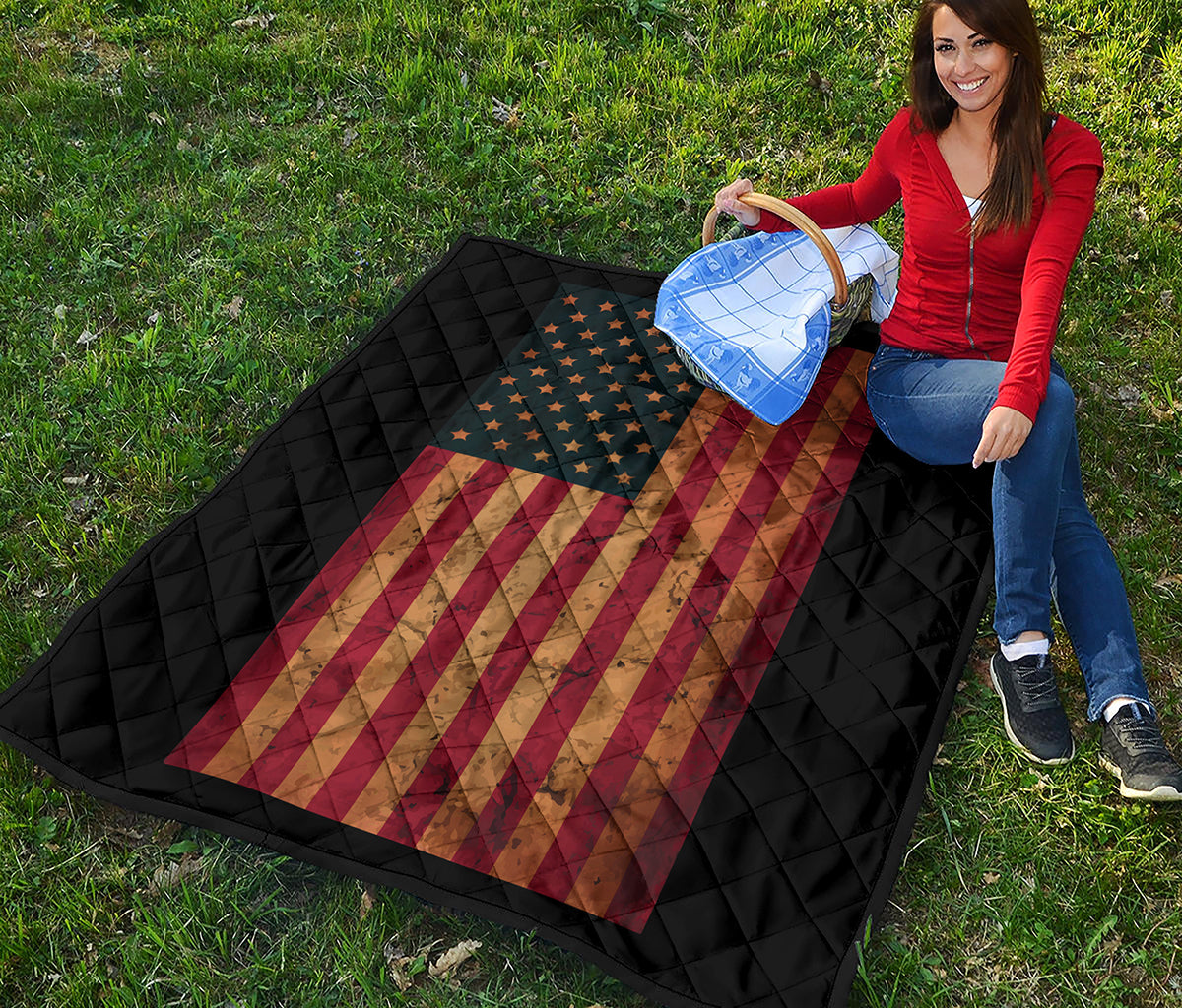 Vintage American Flag Print Quilt
