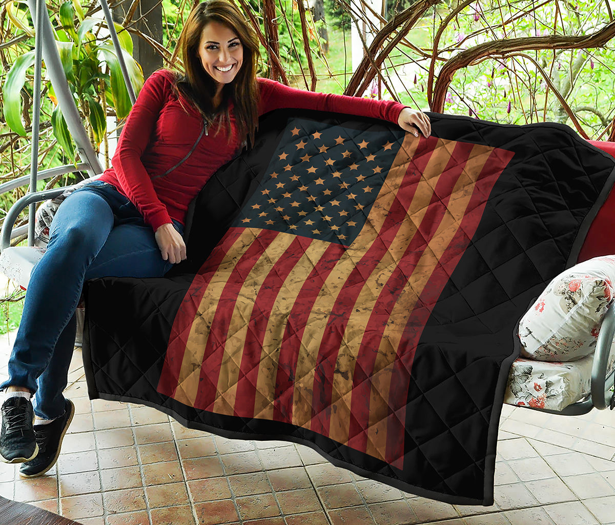 Vintage American Flag Print Quilt