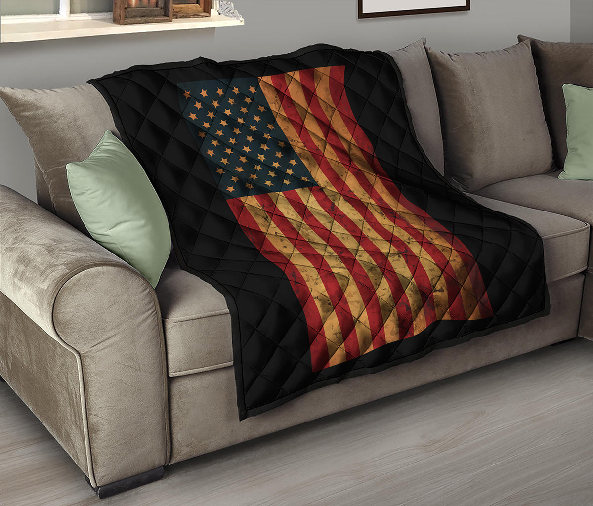 Vintage American Flag Print Quilt
