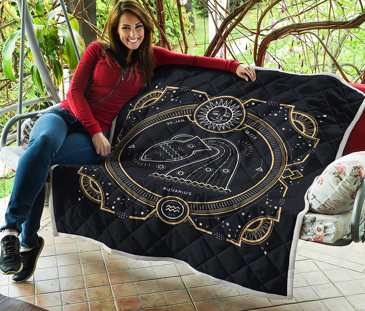 Vintage Aquarius Zodiac Sign Print Quilt