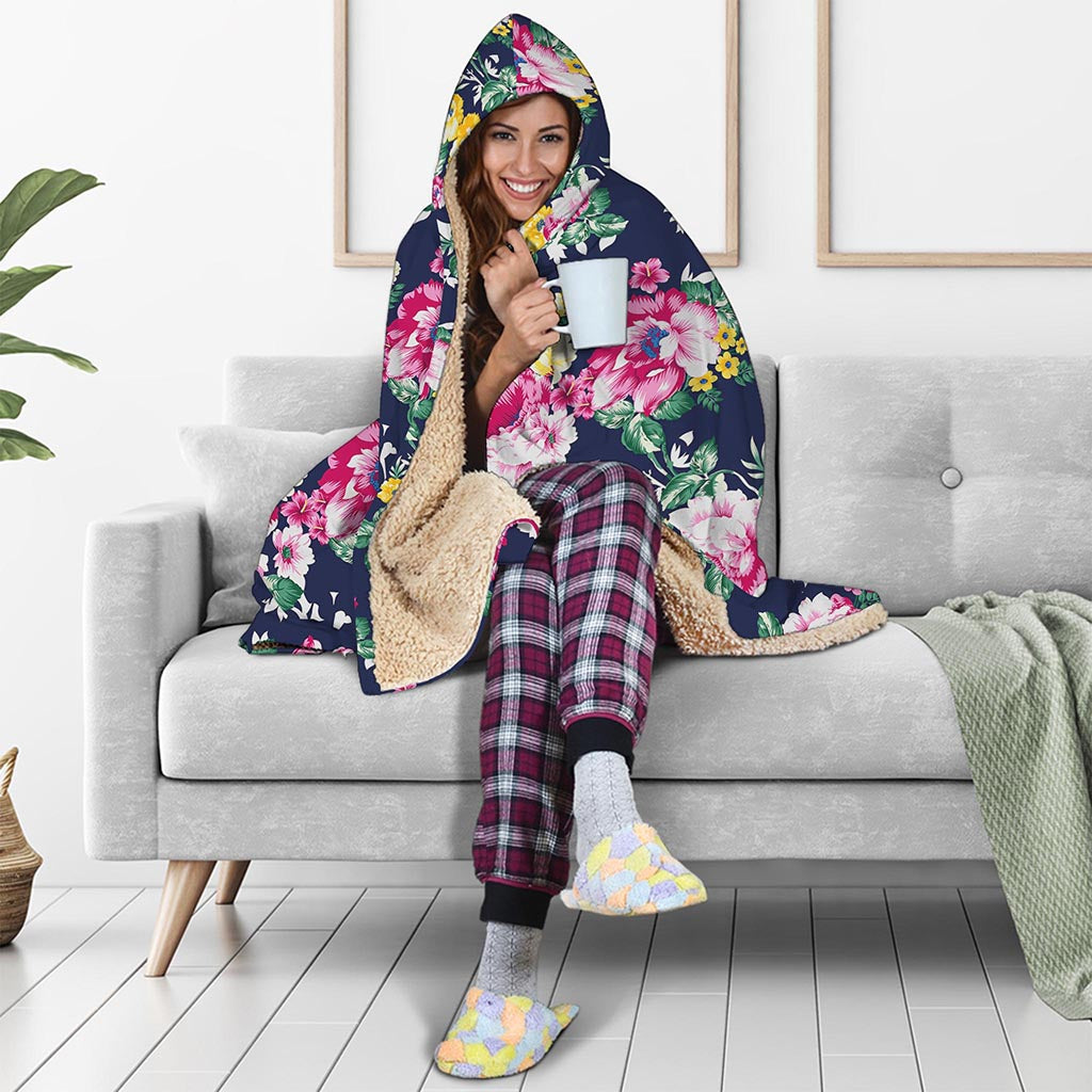 Vintage Blossom Floral Pattern Print Hooded Blanket