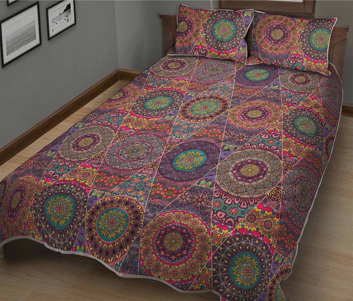 Vintage Bohemian Floral Mandala Print Quilt Bed Set