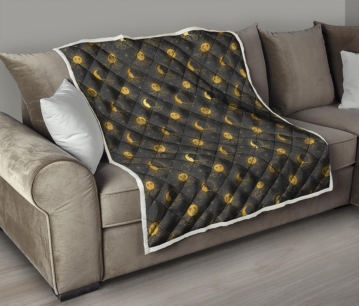 Vintage Celestial Pattern Print Quilt