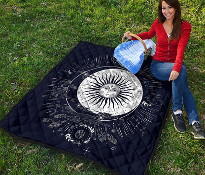 Vintage Celestial Sun Print Quilt