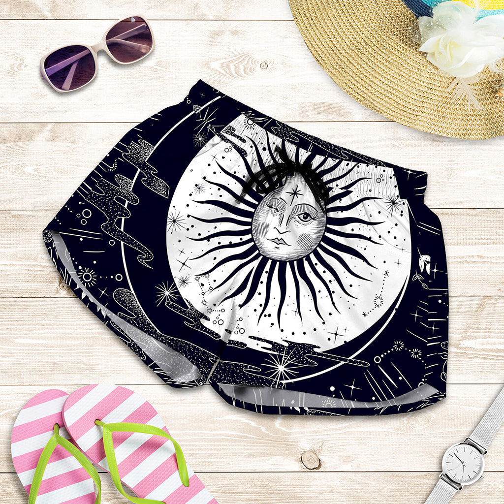 Vintage Celestial Sun Print Women's Shorts