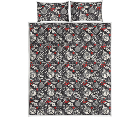 Vintage Christmas Decorations Print Quilt Bed Set