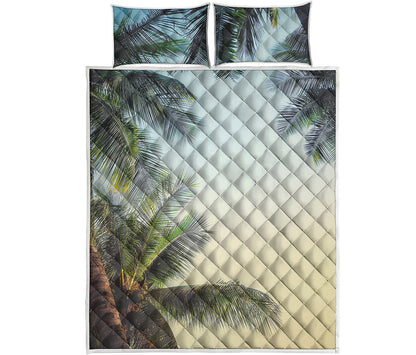Vintage Coconut Tree Print Quilt Bed Set