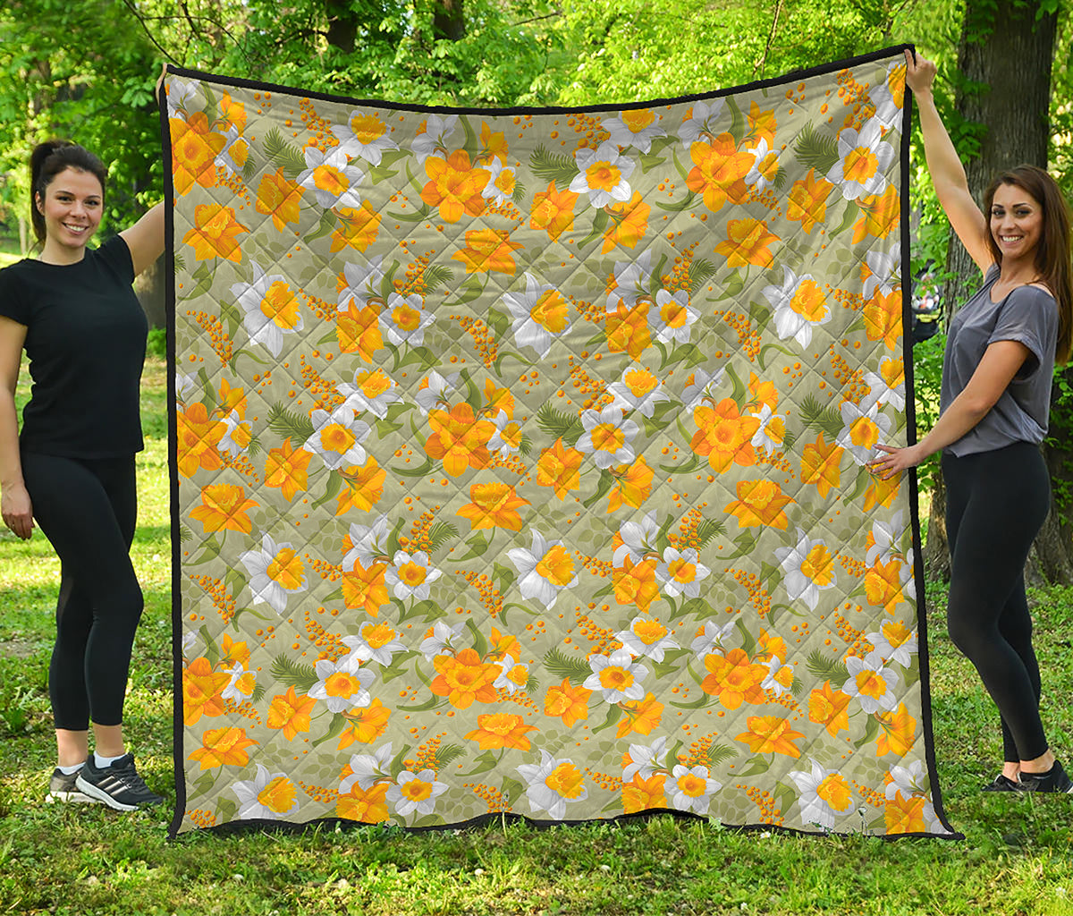 Vintage Daffodil Flower Pattern Print Quilt