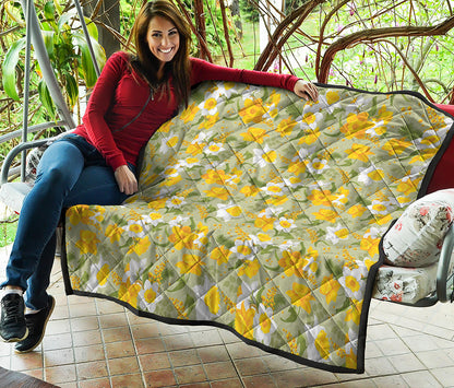 Vintage Daffodil Flower Pattern Print Quilt