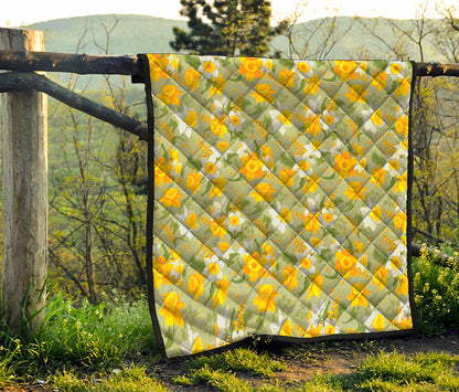 Vintage Daffodil Flower Pattern Print Quilt