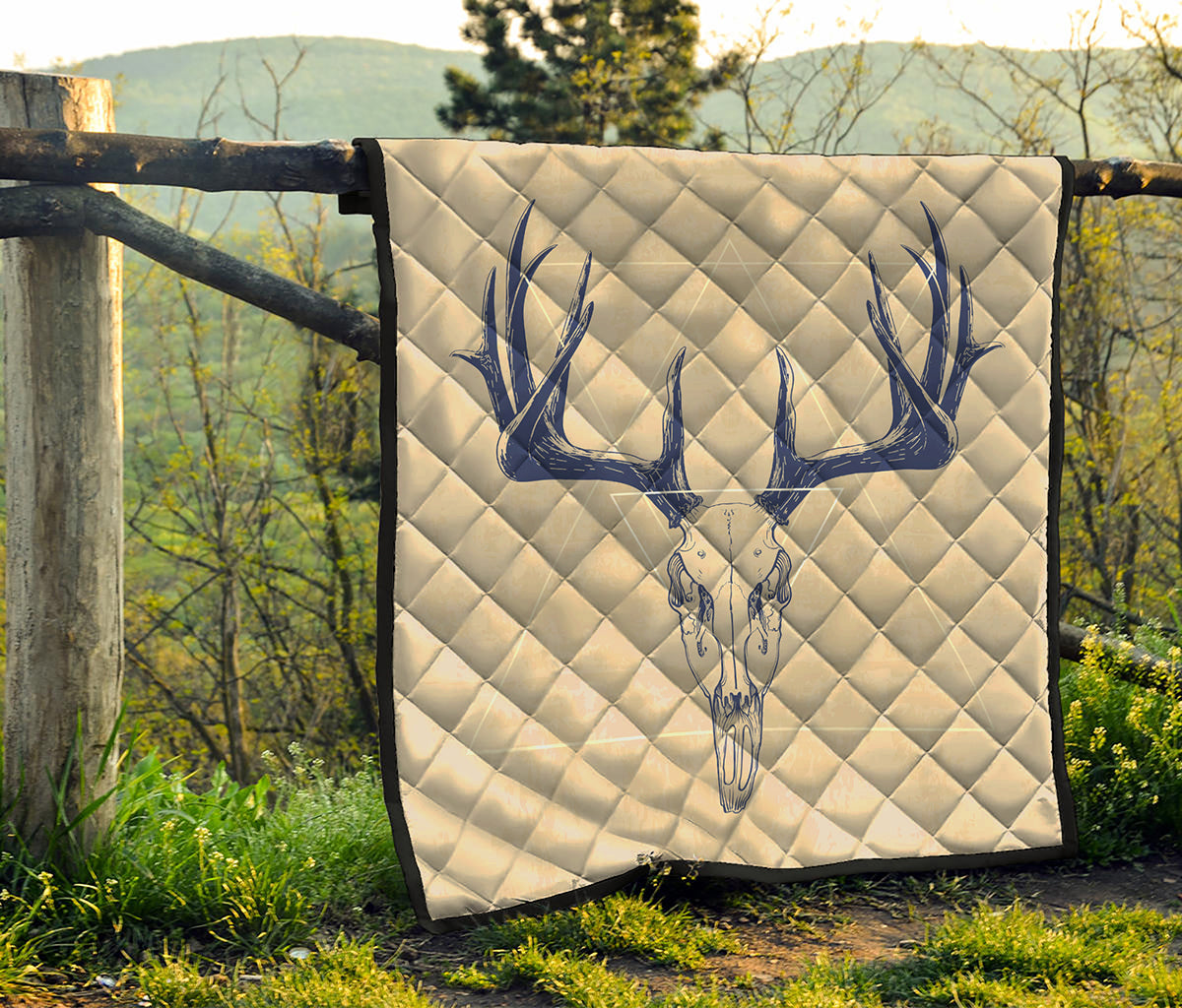 Vintage Deer Skull Print Quilt
