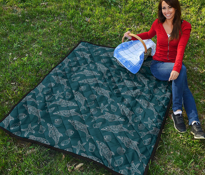 Vintage Dolphins Pattern Print Quilt