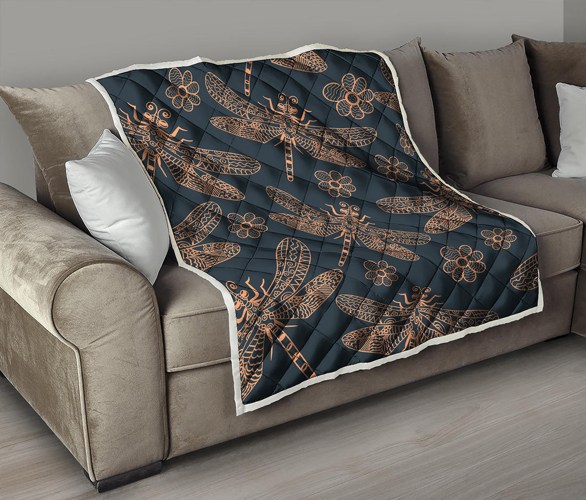 Vintage Dragonfly Pattern Print Quilt
