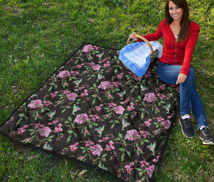 Vintage Floral Hummingbird Print Quilt