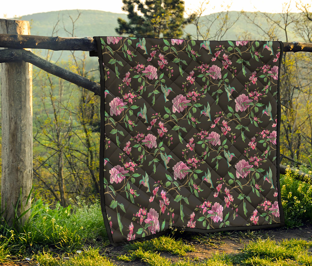 Vintage Floral Hummingbird Print Quilt