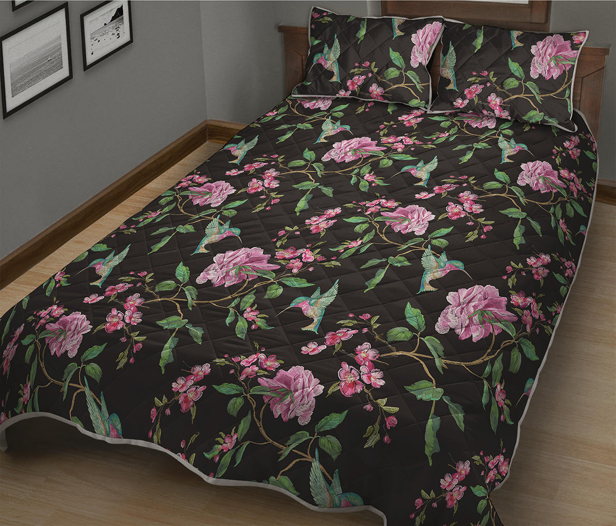 Vintage Floral Hummingbird Print Quilt Bed Set