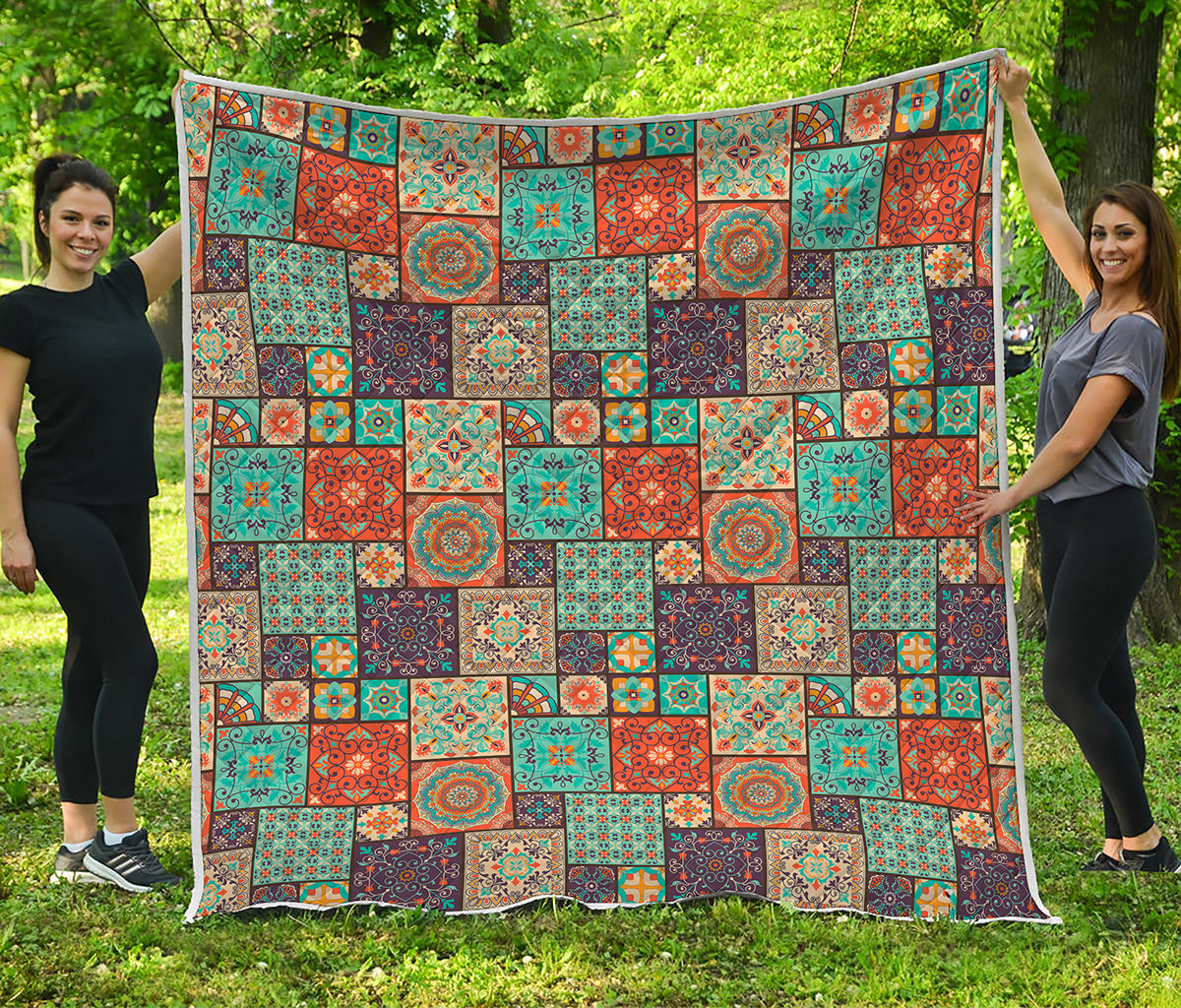 Vintage Floral Patchwork Pattern Print Quilt