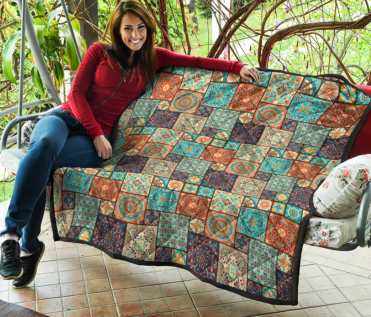 Vintage Floral Patchwork Pattern Print Quilt
