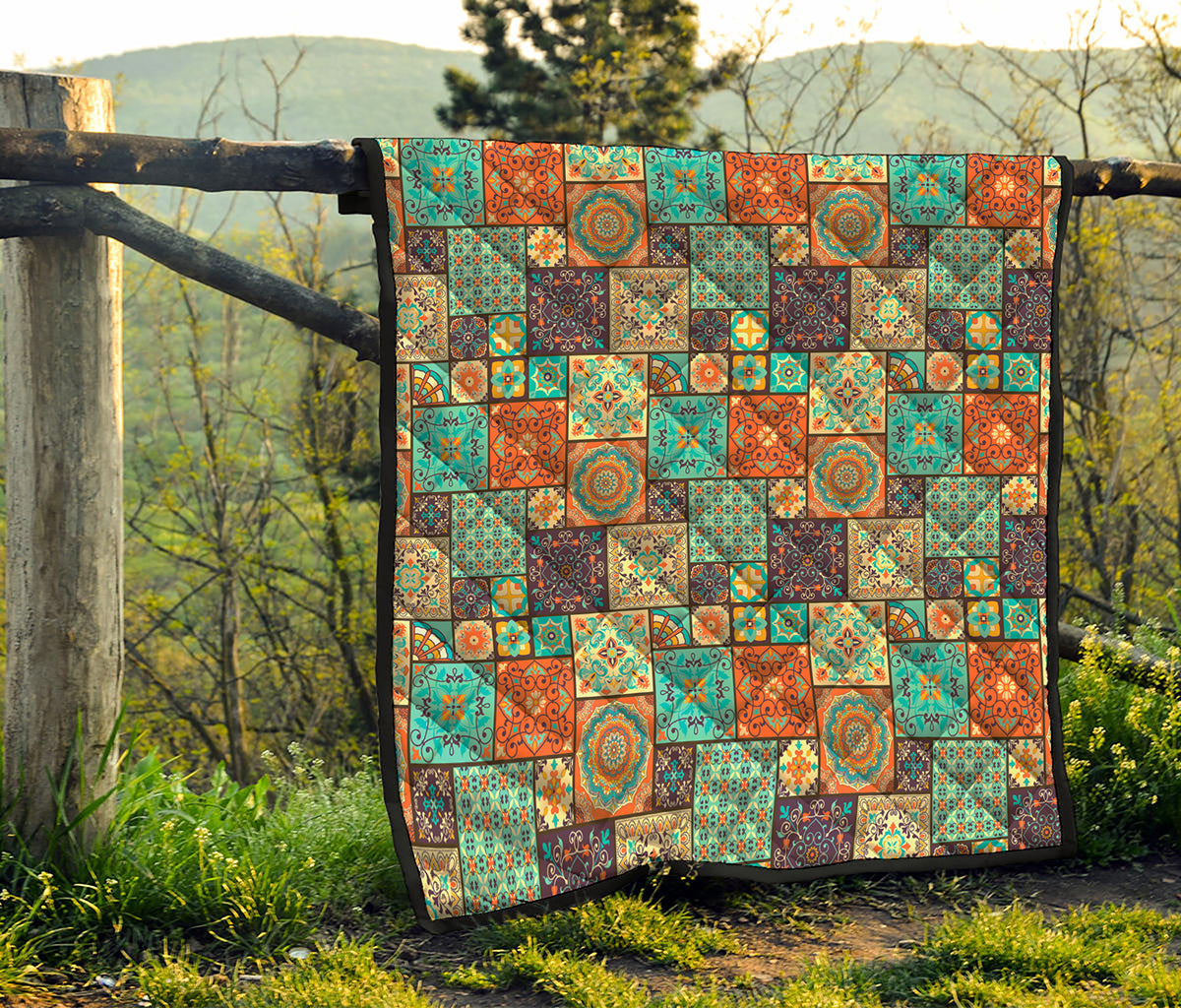 Vintage Floral Patchwork Pattern Print Quilt