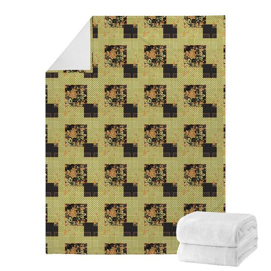 Vintage Flower Patchwork Pattern Print Blanket