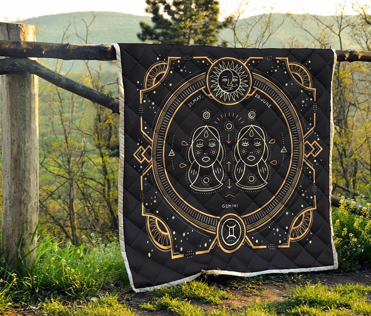 Vintage Gemini Zodiac Sign Print Quilt