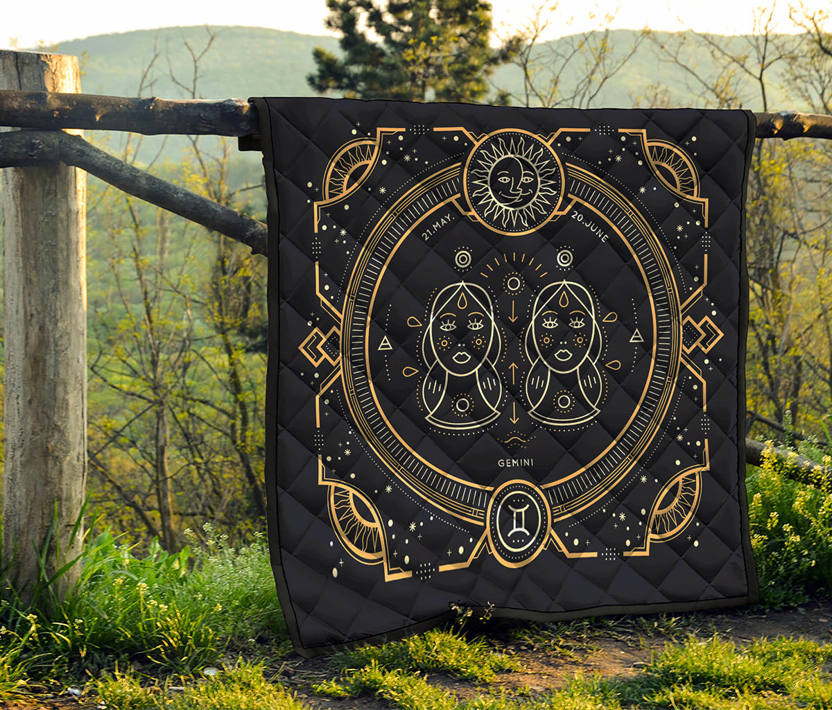Vintage Gemini Zodiac Sign Print Quilt