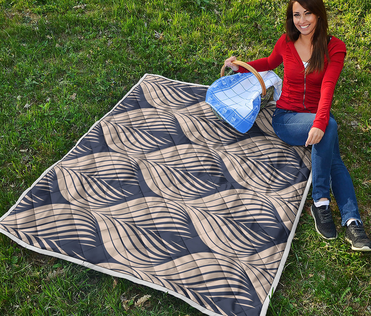 Vintage Geometric Leaf Pattern Print Quilt