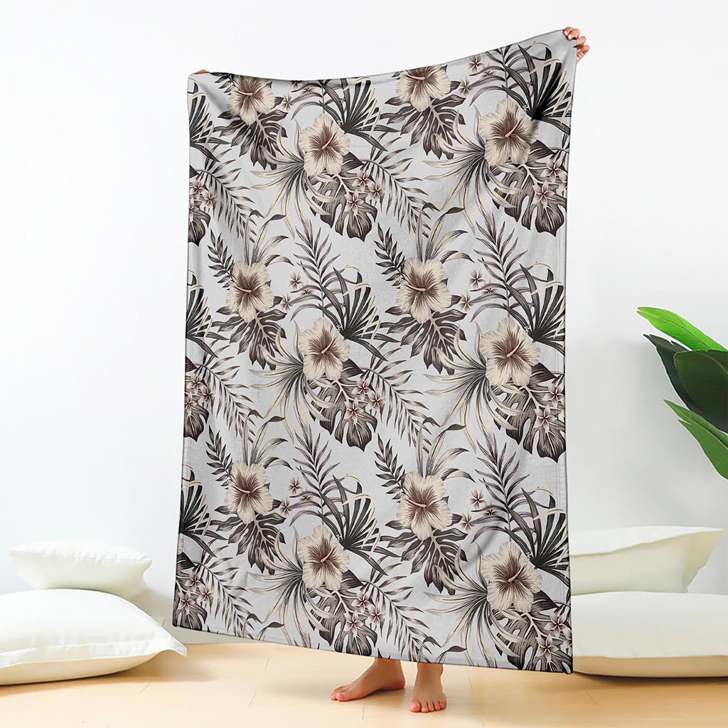 Vintage Hibiscus Plumeria Pattern Print Blanket