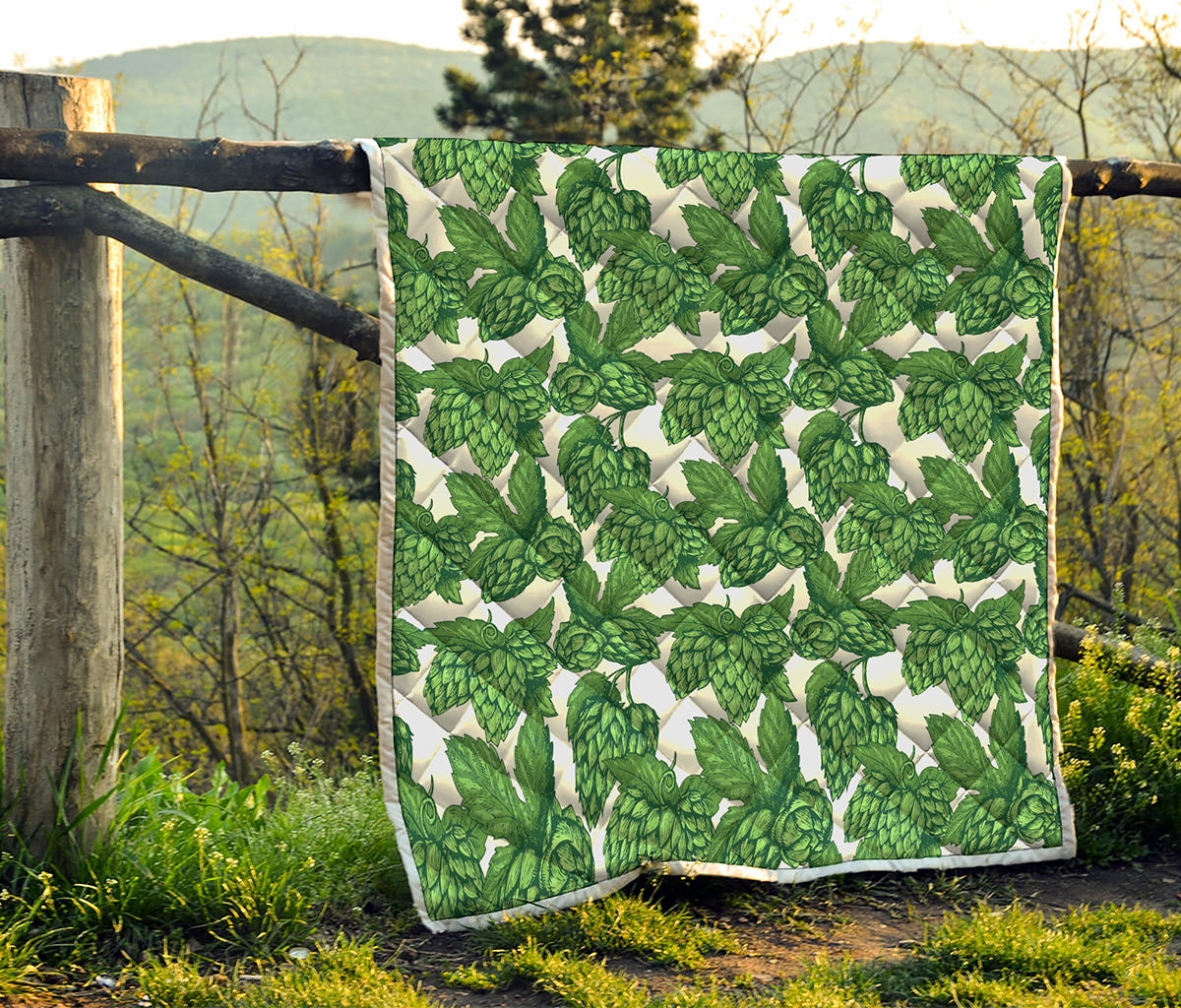 Vintage Hop Cone Pattern Print Quilt