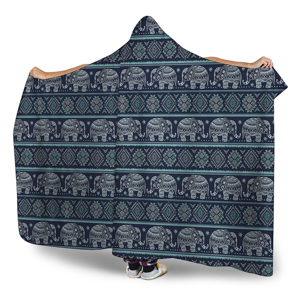 Vintage Indian Tribal Pattern Print Hooded Blanket