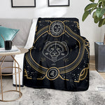 Vintage Leo Zodiac Sign Print Blanket