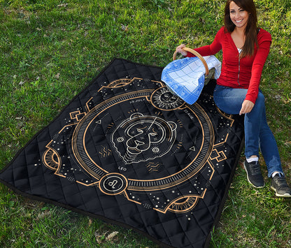 Vintage Leo Zodiac Sign Print Quilt