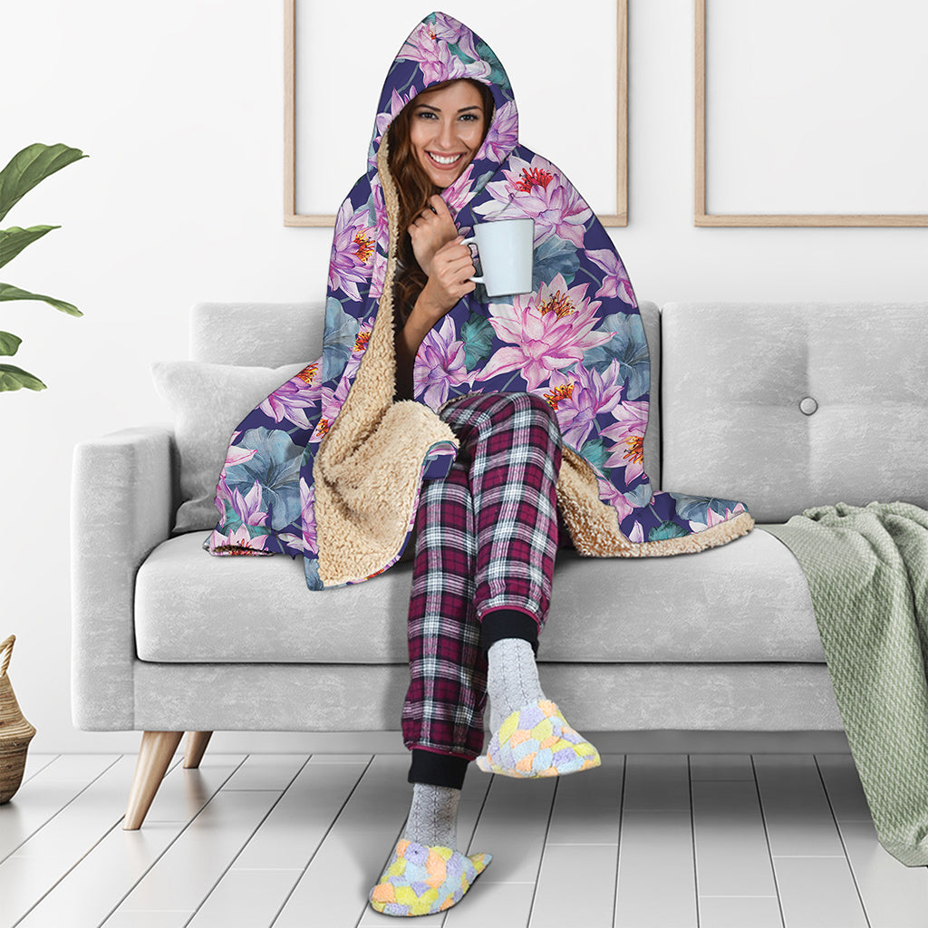 Vintage Lotus Flower Print Hooded Blanket