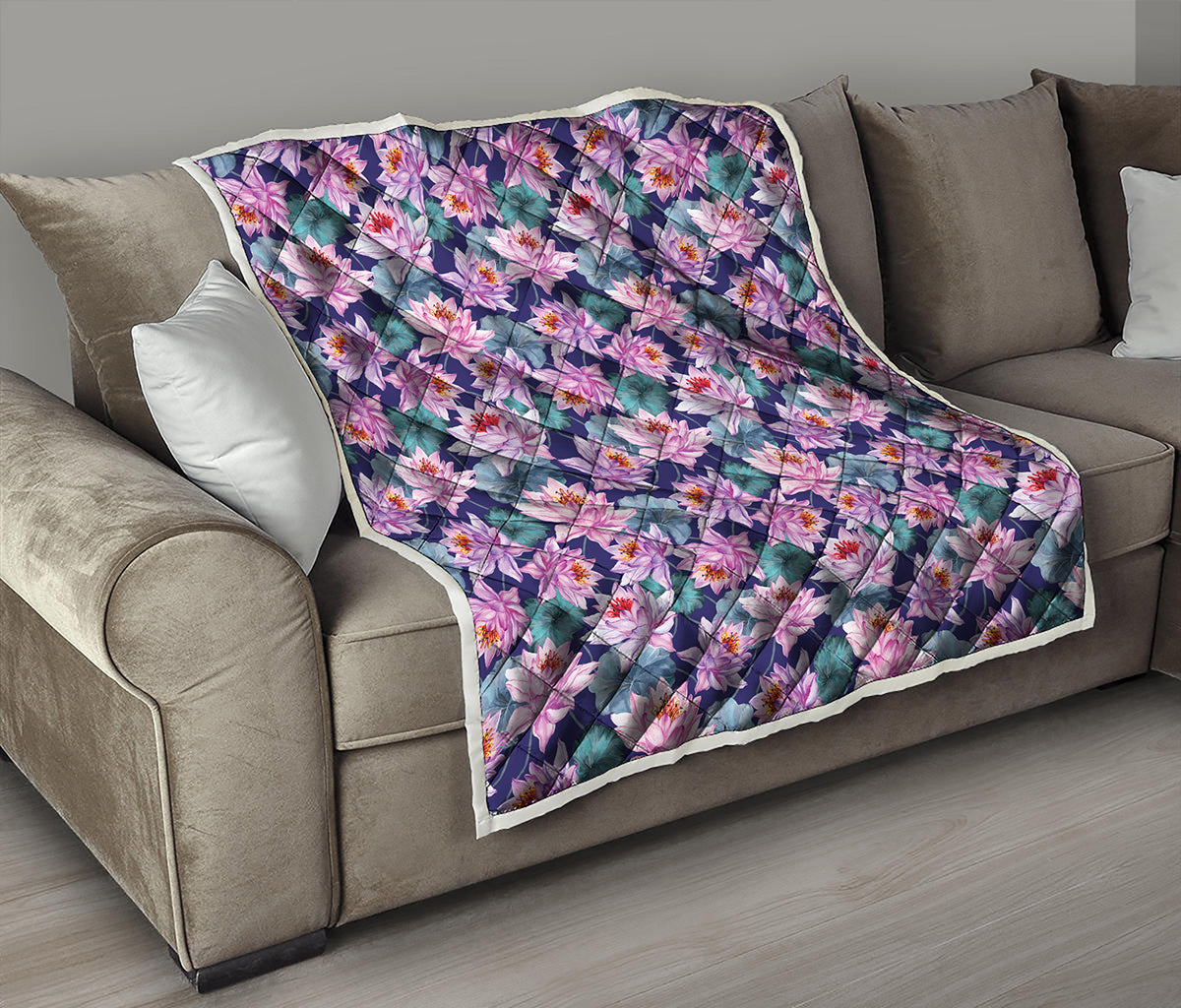 Vintage Lotus Flower Print Quilt